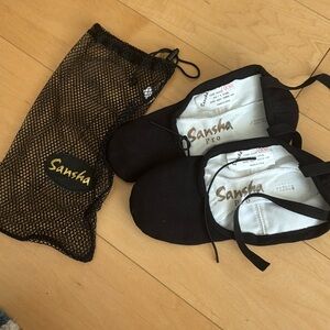 Sansha Pro 1C canvas split sole ballet slipper size 8m